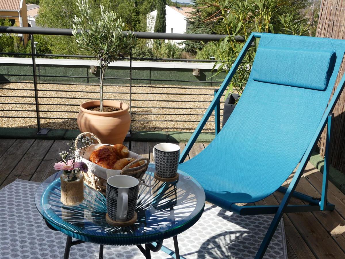 Studio Nuitee En Provence 2 เออกีส์ ภายนอก รูปภาพ