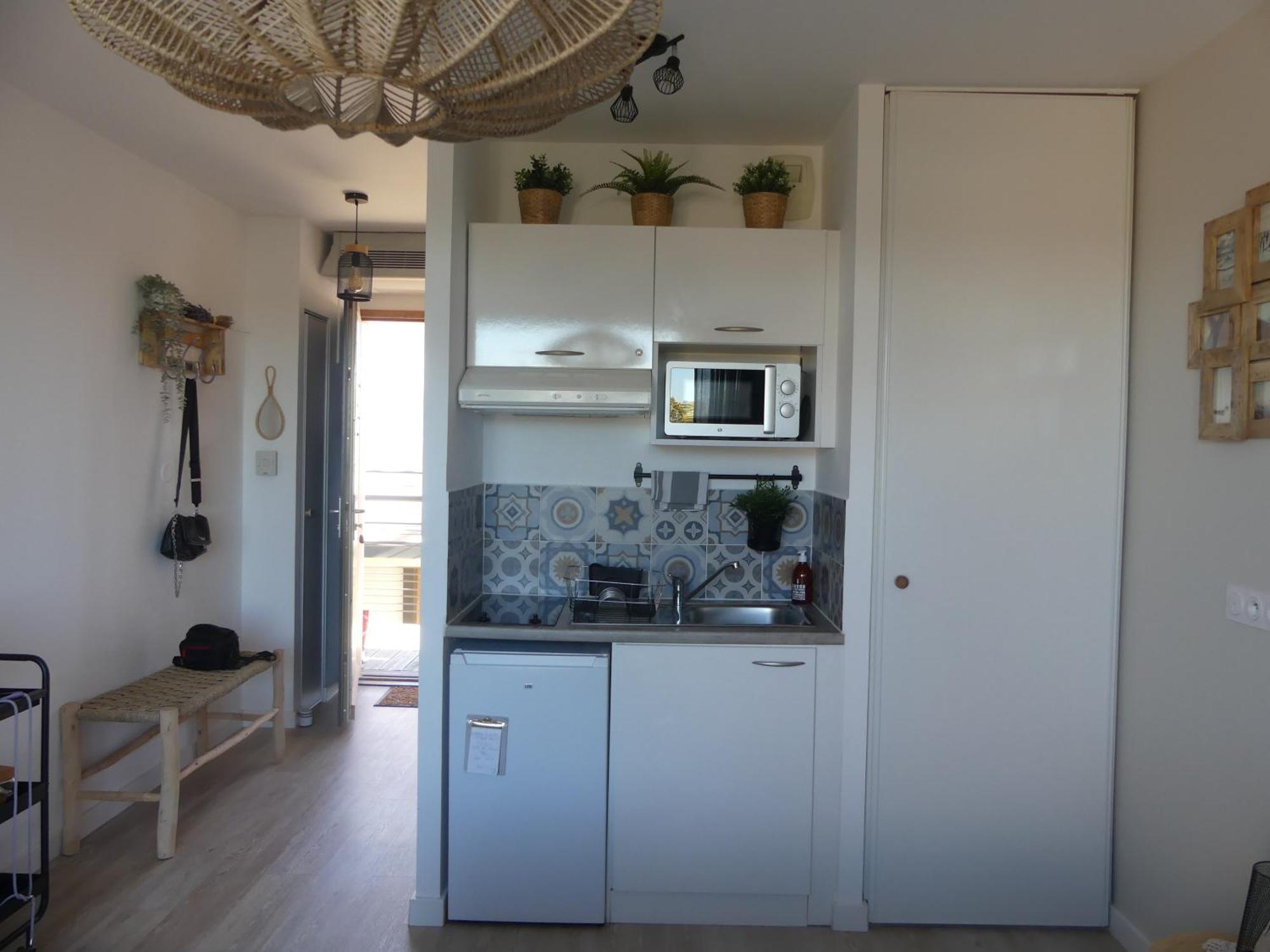 Studio Nuitee En Provence 2 เออกีส์ ภายนอก รูปภาพ